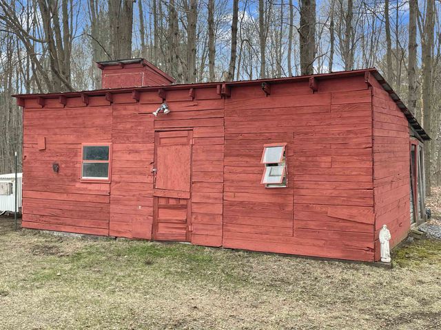 68 Frontage Road, Highgate, VT 05459