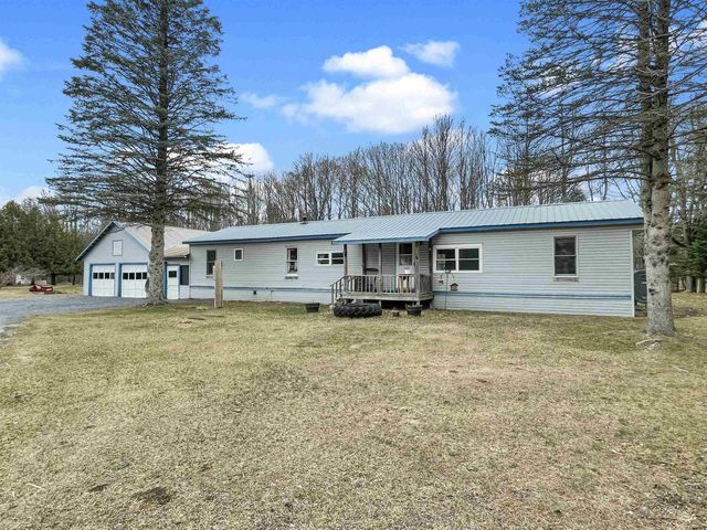 68 Frontage Road, Highgate, VT 05459