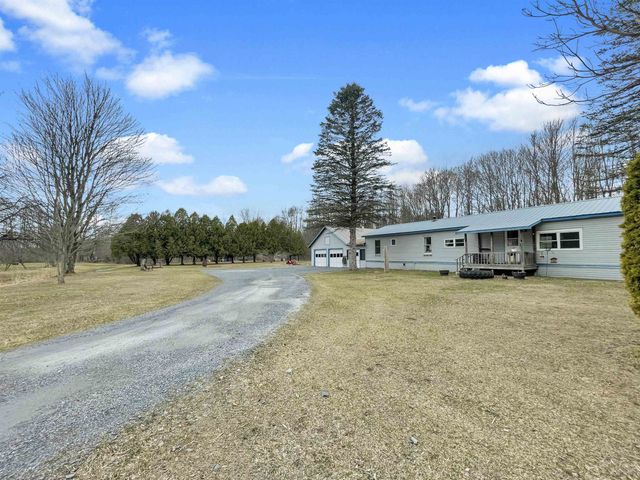 68 Frontage Road, Highgate, VT 05459