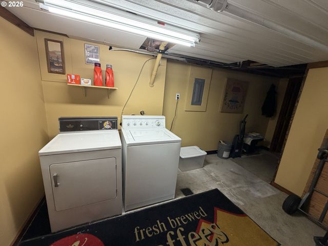 3128 Se 52ND Ave, Portland, OR 97206