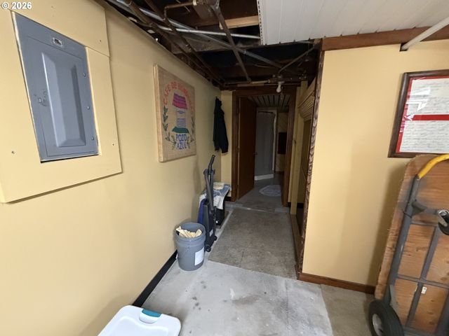 3128 Se 52ND Ave, Portland, OR 97206