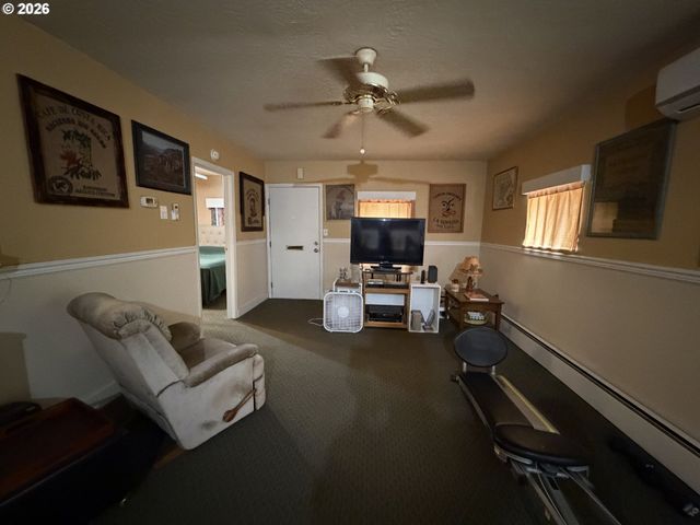 3128 Se 52ND Ave, Portland, OR 97206