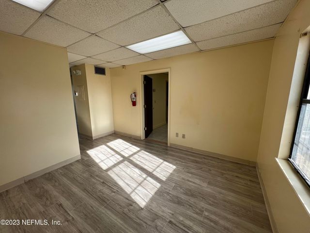 550 N BALMORAL Circle, Jacksonville, FL 32218