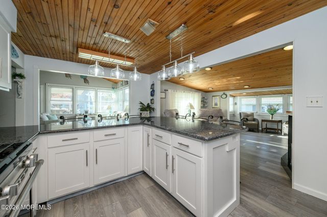 293 Louis Avenue, Bayville, NJ 08721