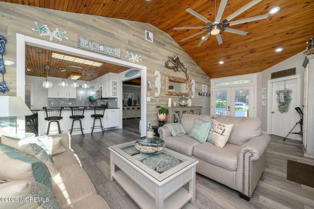 293 Louis Avenue, Bayville, NJ 08721