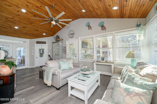 293 Louis Avenue, Bayville, NJ 08721