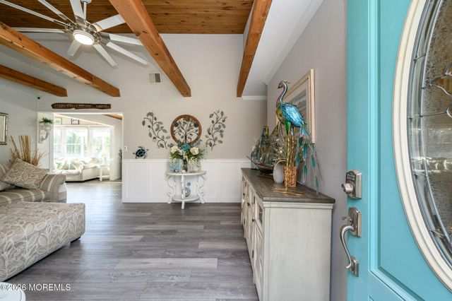 293 Louis Avenue, Bayville, NJ 08721