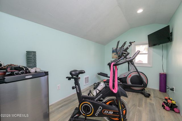 293 Louis Avenue, Bayville, NJ 08721