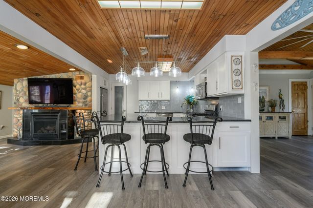 293 Louis Avenue, Bayville, NJ 08721