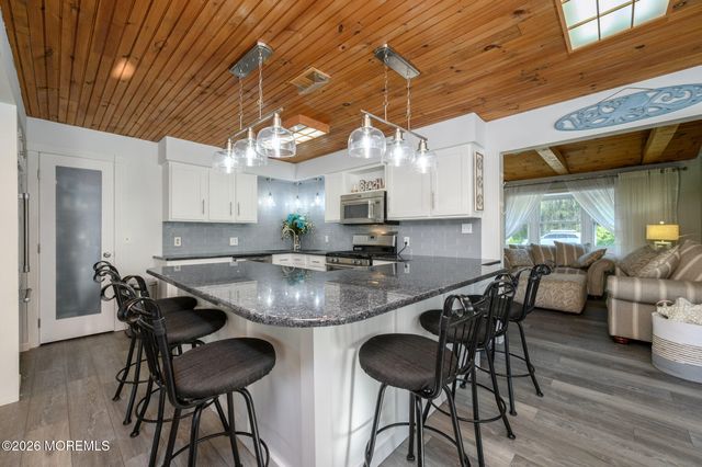 293 Louis Avenue, Bayville, NJ 08721