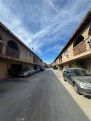 15005 Indiana 5, Paramount, CA 90723