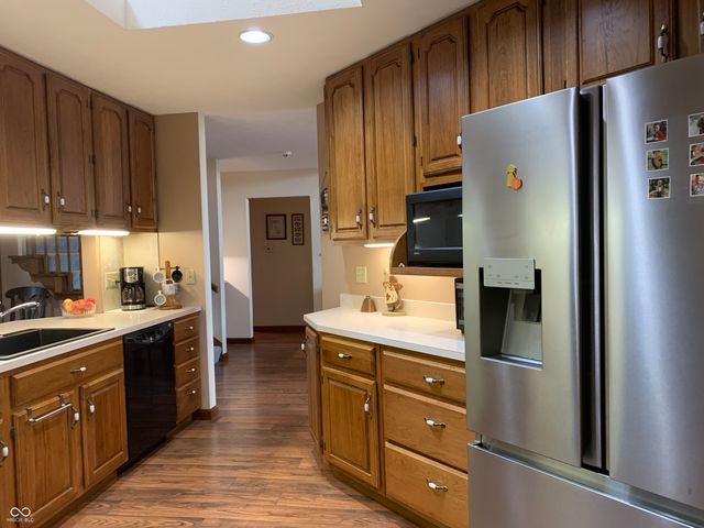 112 Cardinal Drive E, Seymour, IN 47274