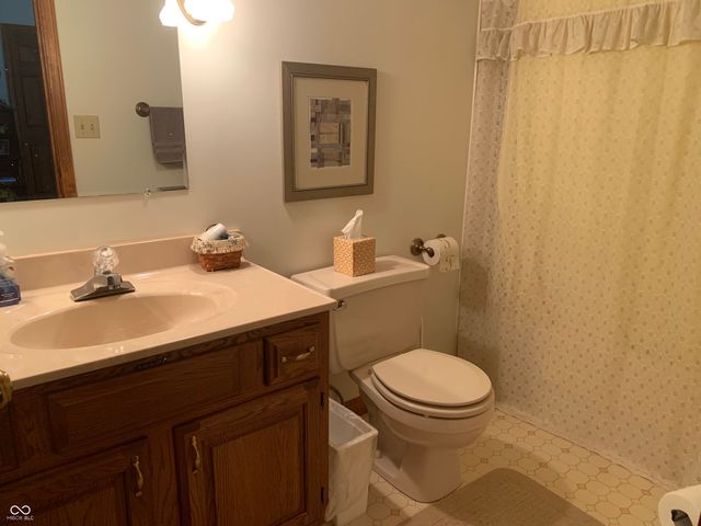 112 Cardinal Drive E, Seymour, IN 47274