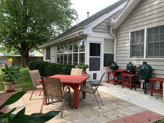 112 Cardinal Drive E, Seymour, IN 47274