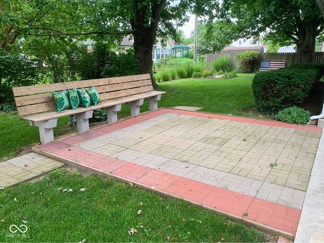 112 Cardinal Drive E, Seymour, IN 47274