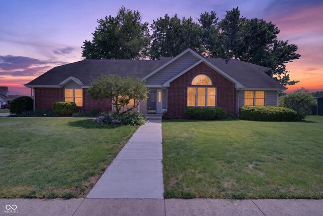 112 Cardinal Drive E, Seymour, IN 47274