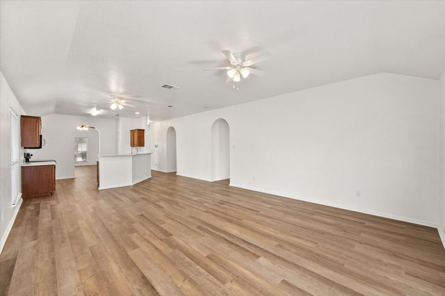 4406 Fox Meadows Lane, Mansfield, TX 76063