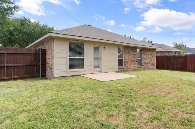 4406 Fox Meadows Lane, Mansfield, TX 76063