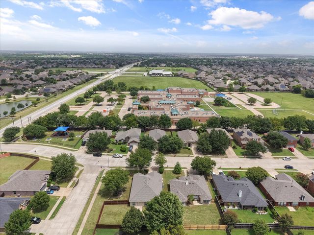 4406 Fox Meadows Lane, Mansfield, TX 76063