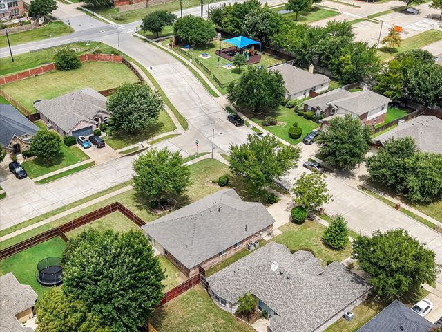 4406 Fox Meadows Lane, Mansfield, TX 76063