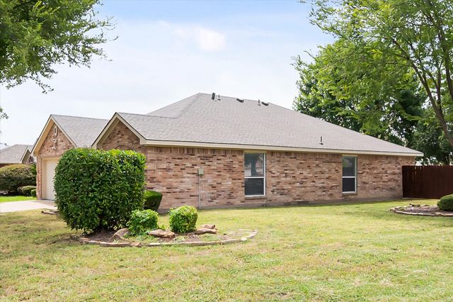 4406 Fox Meadows Lane, Mansfield, TX 76063