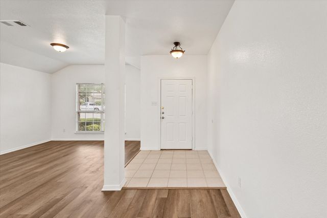 4406 Fox Meadows Lane, Mansfield, TX 76063