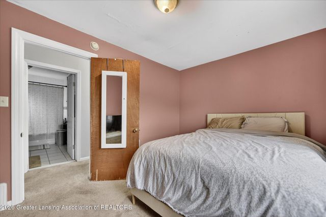 716 W Jefferson Street, Grand Ledge, MI 48837