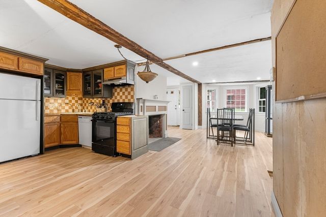 64 Worcester Street, West Boylston, MA 01583