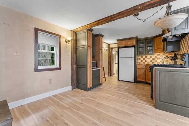 64 Worcester Street, West Boylston, MA 01583