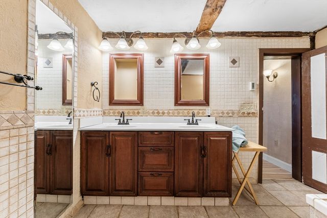 64 Worcester Street, West Boylston, MA 01583