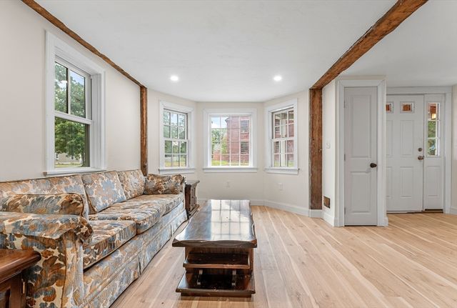 64 Worcester Street, West Boylston, MA 01583