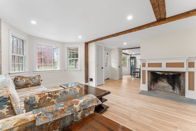 64 Worcester Street, West Boylston, MA 01583