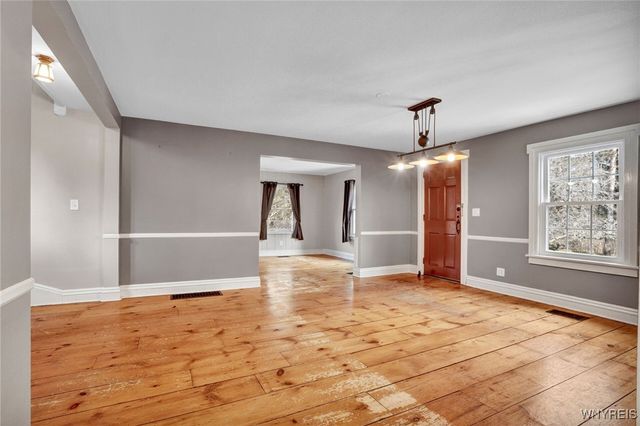 9853 Warner Gulf Road, Holland, NY 14080