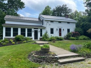 9853 Warner Gulf Road, Holland, NY 14080