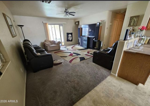 43921 W SAGEBRUSH Trail, Maricopa, AZ 85138