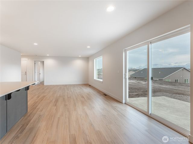 2418 2nd Street SE, East Wenatchee, WA 98802