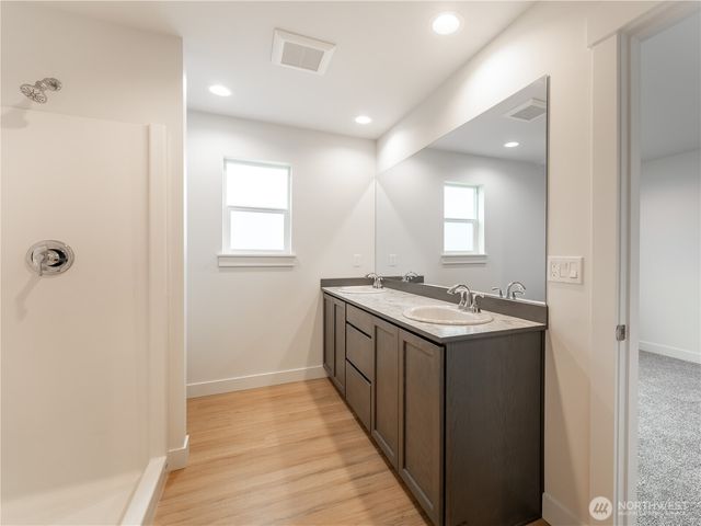 2418 2nd Street SE, East Wenatchee, WA 98802