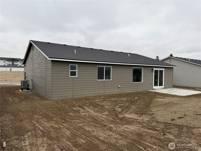 2418 2nd Street SE, East Wenatchee, WA 98802