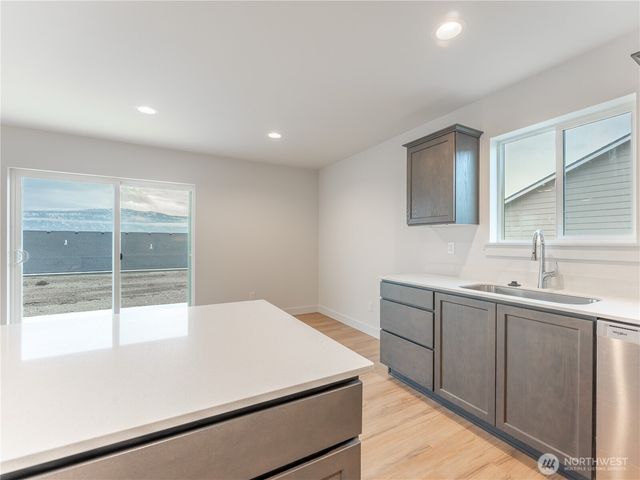 2418 2nd Street SE, East Wenatchee, WA 98802