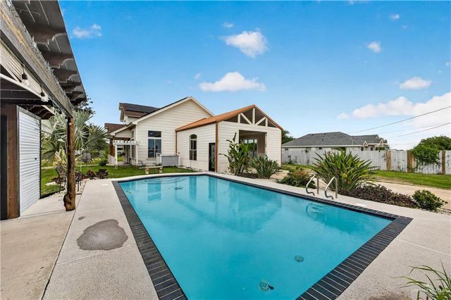 74 E Ridge Road, Alamo, TX 78516