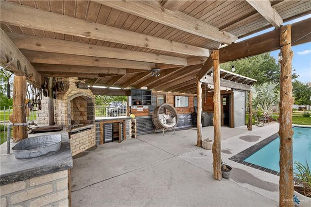 74 E Ridge Road, Alamo, TX 78516