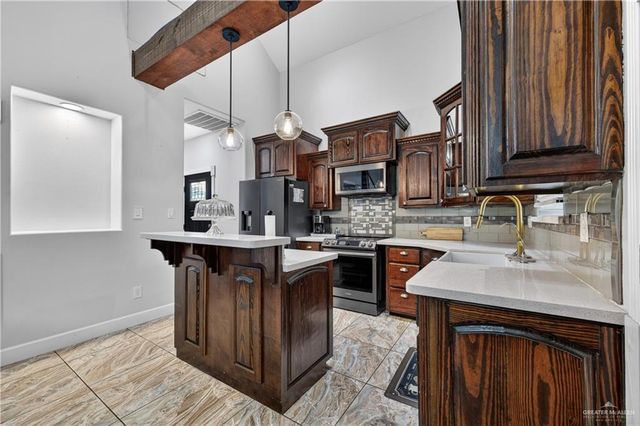 74 E Ridge Road, Alamo, TX 78516