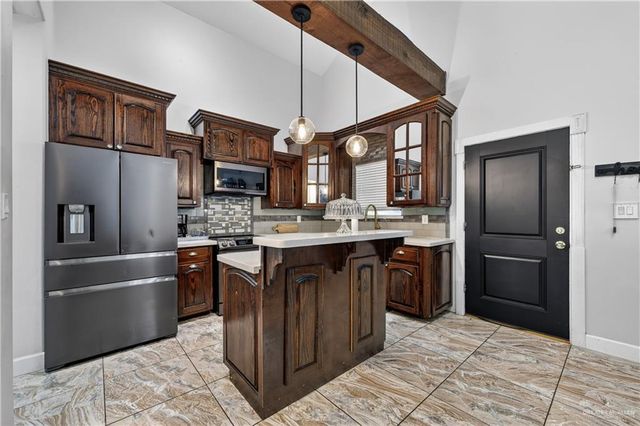 74 E Ridge Road, Alamo, TX 78516