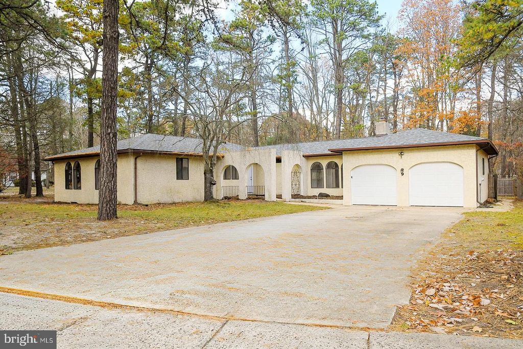 9 BRANTLEY WAY, Voorhees, NJ 08043