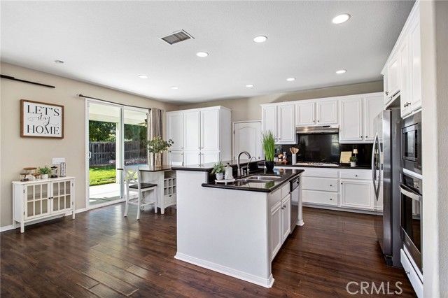 29131 Light Sails Court, Menifee, CA 92585