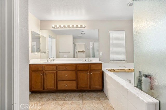 29131 Light Sails Court, Menifee, CA 92585