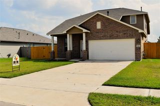 204 White Wing Lane, Sealy, TX 77474