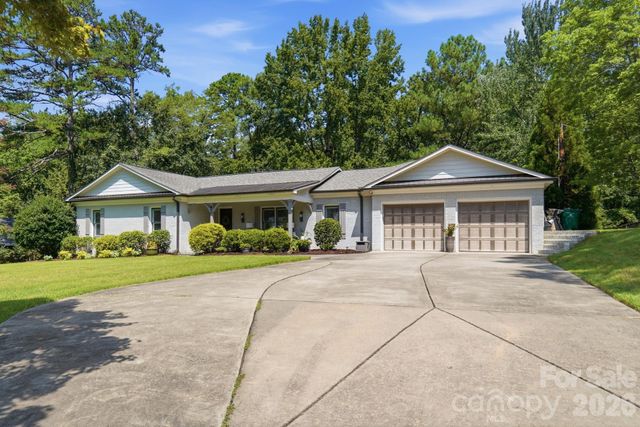800 Jefferson Drive, Charlotte, NC 28270