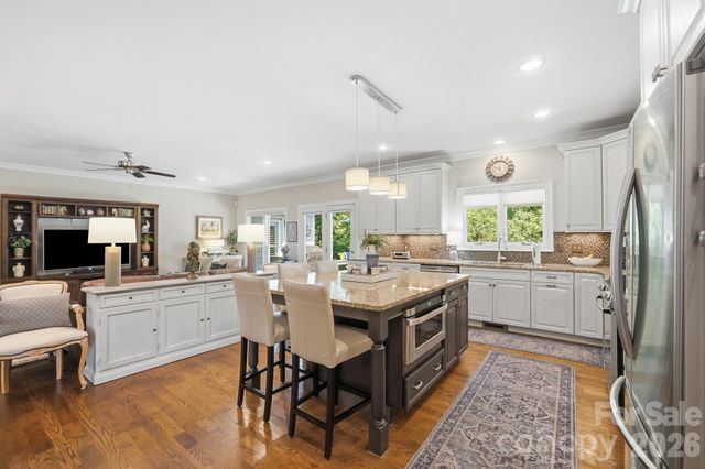800 Jefferson Drive, Charlotte, NC 28270