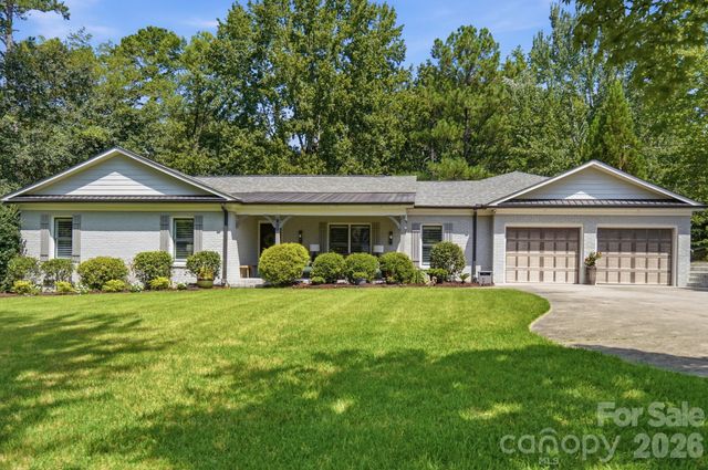 800 Jefferson Drive, Charlotte, NC 28270
